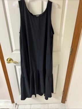 Eddie Bauer Black Sleeveless Drop-Hem Dress